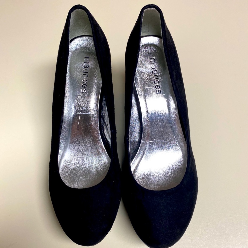 Size 7 black wedges
